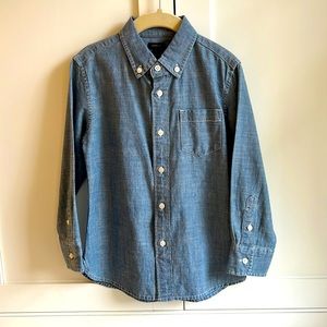 J.Crew Crewcuts Boys' chambray button down shirt, size 4-5